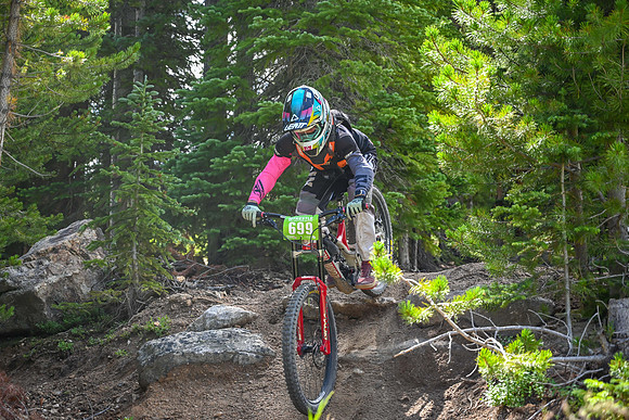 Gravity DH_08.06_11;14-2
