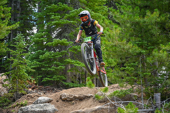 Gravity DH_08.06_11;25-3