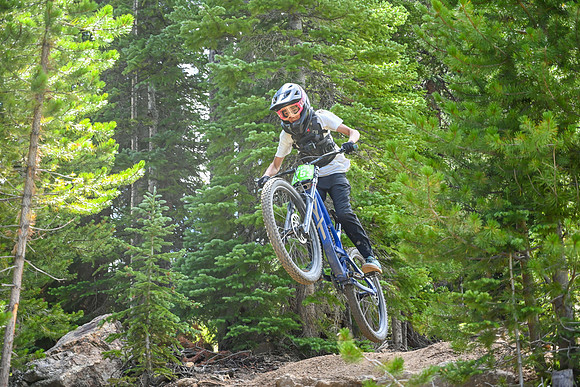 Gravity DH_08.06_11;33-3