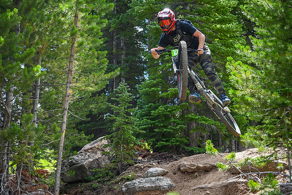 Gravity DH_08.06_11;57-3