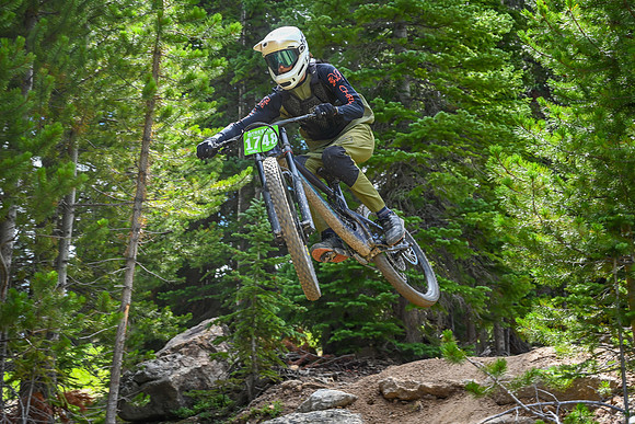 Gravity DH_08.06_11;48-8