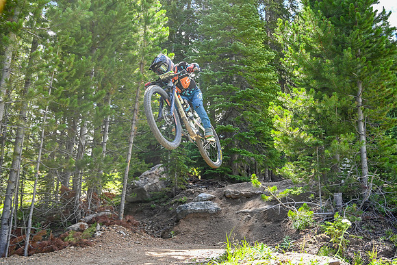 Gravity DH_08.06_11;09-2