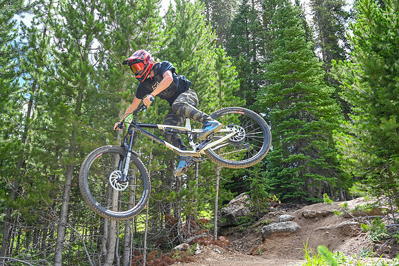 Gravity DH_08.06_11;57-5