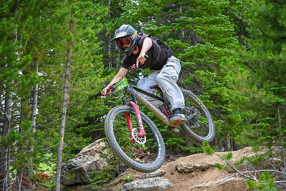 Gravity DH_08.06_11;46-2