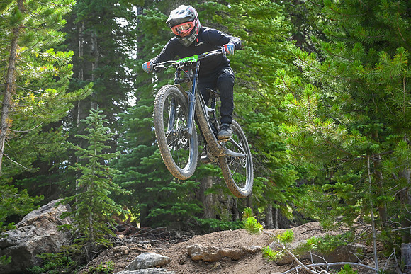 Gravity DH_08.06_11;21-4