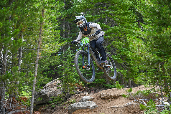 Gravity DH_08.06_11;46-3