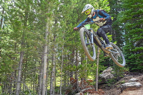 Gravity DH_08.06_11;29-3