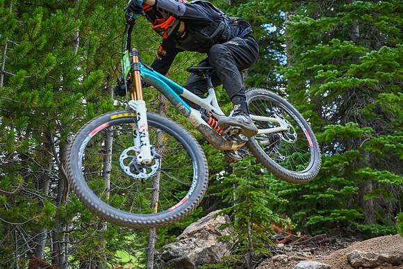 Gravity DH_08.06_11;45-3