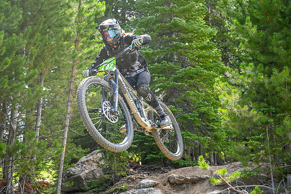 Gravity DH_08.06_11;16-3