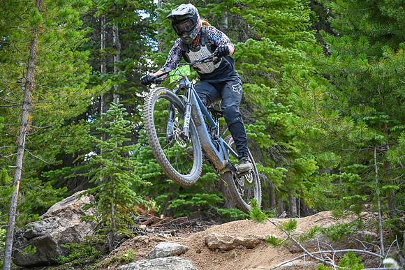 Gravity DH_08.06_11;41-3