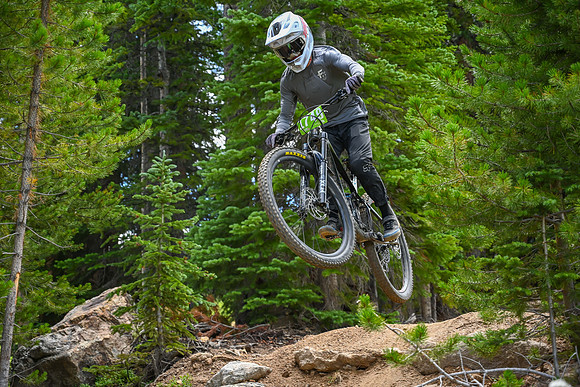 Gravity DH_08.06_11;53