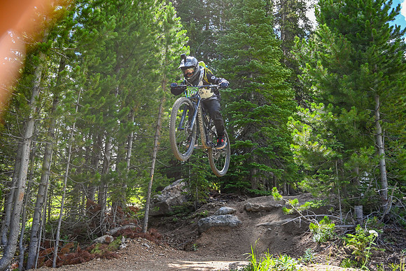 Gravity DH_08.06_11;11-3