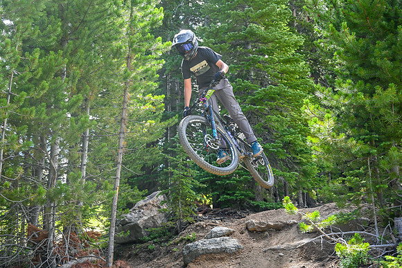 Gravity DH_08.06_11;17-3