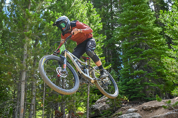Gravity DH_08.06_11;48-7