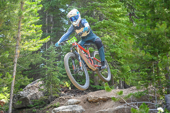Gravity DH_08.06_11;35-2