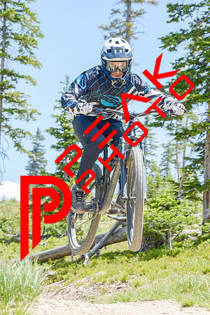 116ND600_12;02_07.09.23_9908