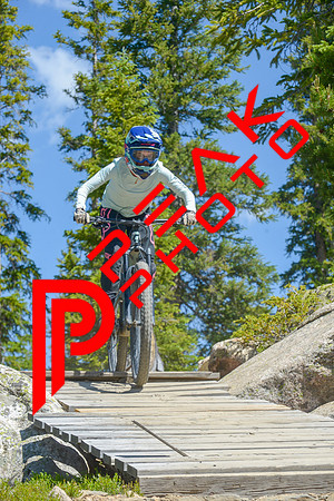 189ND600_10;56_07.10.23_9355