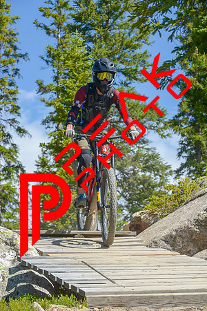 189ND600_10;11_07.10.23_9291