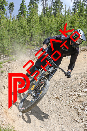 Paperboy_14;08_07.02.23_8225