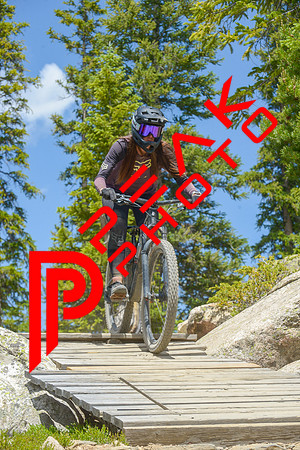 189ND600_12;39_07.10.23_9439