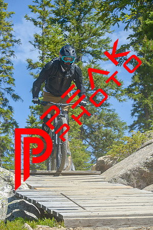 189ND600_10;28_07.10.23_9323