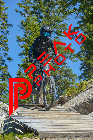 188ND600_10;14_07.08.23_7334