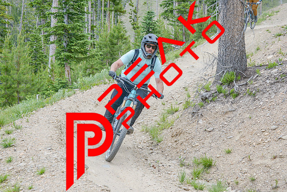 PB_14;41_07.09.23_0275