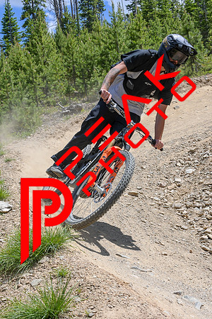 Paperboy_14;04_07.02.23_8208