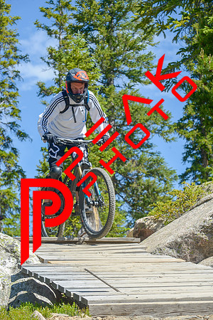 189ND600_10;30_07.10.23_9324