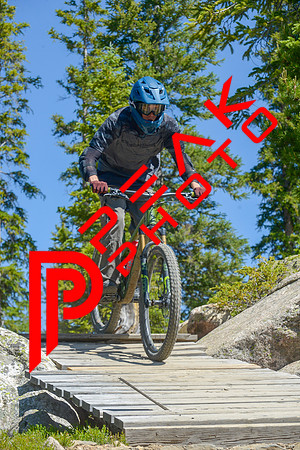 189ND600_10;50_07.10.23_9348
