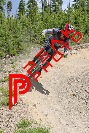Paperboy_14;08_07.02.23_8220