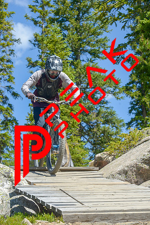 189ND600_10;56_07.10.23_9353