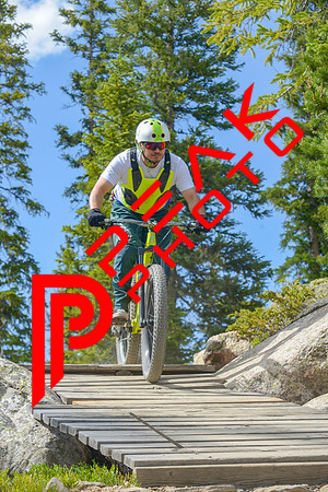 189ND600_16;41_07.09.23_9275