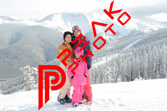 WP_12.27.23_0028