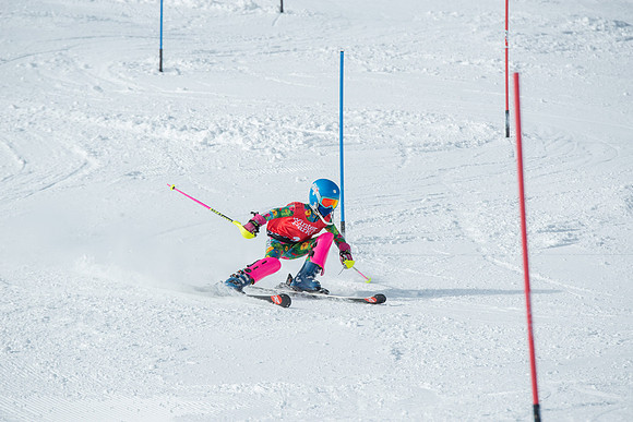 Age Class Alpine Slalom Run 1-7003