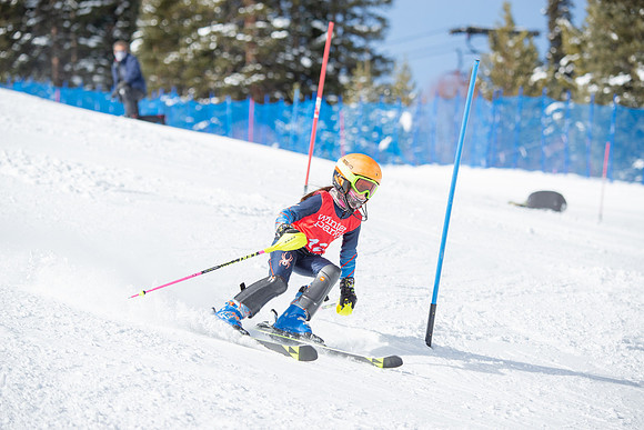 Age Class Alpine Slalom Run 1-7078