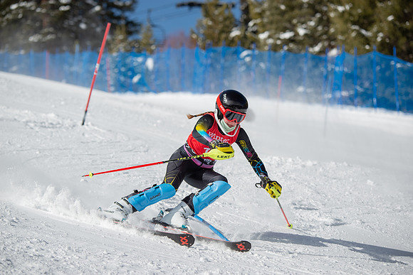 Age Class Alpine Slalom Run 1-7112