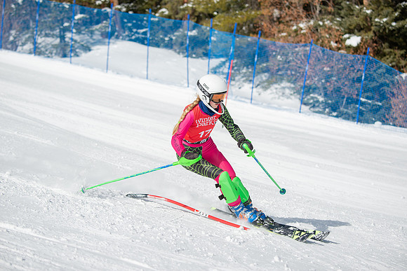 Age Class Alpine Slalom Run 1-7122