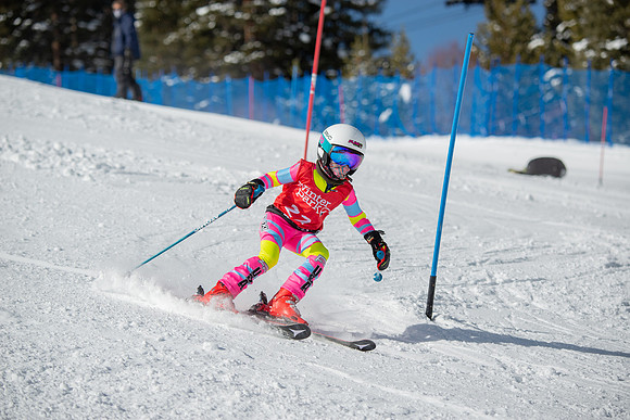 Age Class Alpine Slalom Run 1-7155