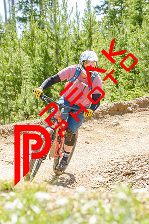 PB_12;33_07.21.23_1065
